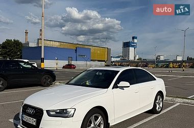 Седан Audi A4 2014 в Киеве