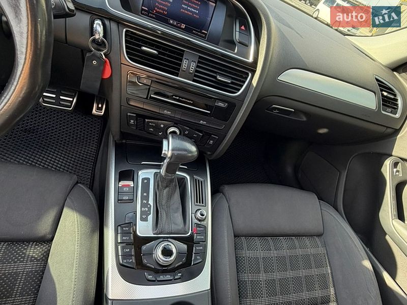 Седан Audi A4 2014 в Києві