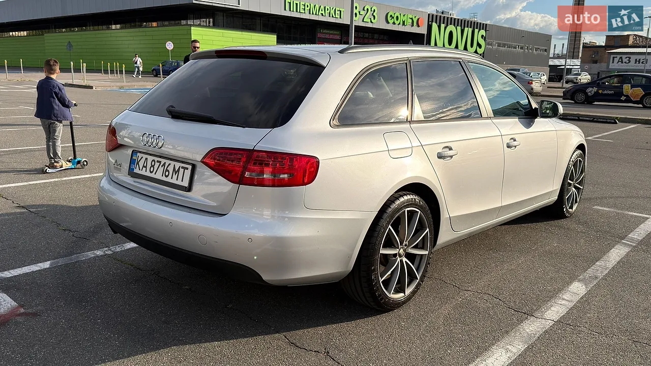 2010 Audi A4 - мініатюра 20