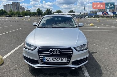 Седан Audi A4 2014 в Киеве
