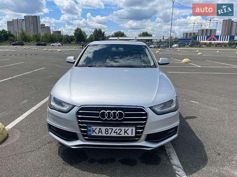 Седан Audi A4 2014 в Киеве