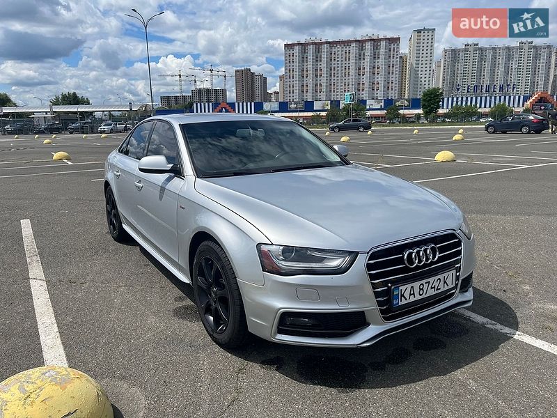 Седан Audi A4 2014 в Киеве