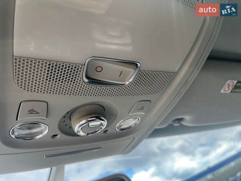Седан Audi A4 2014 в Киеве