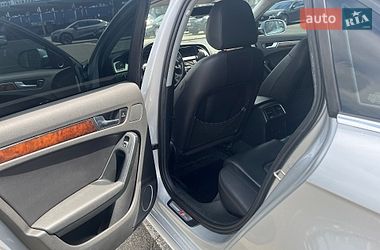 Седан Audi A4 2014 в Киеве