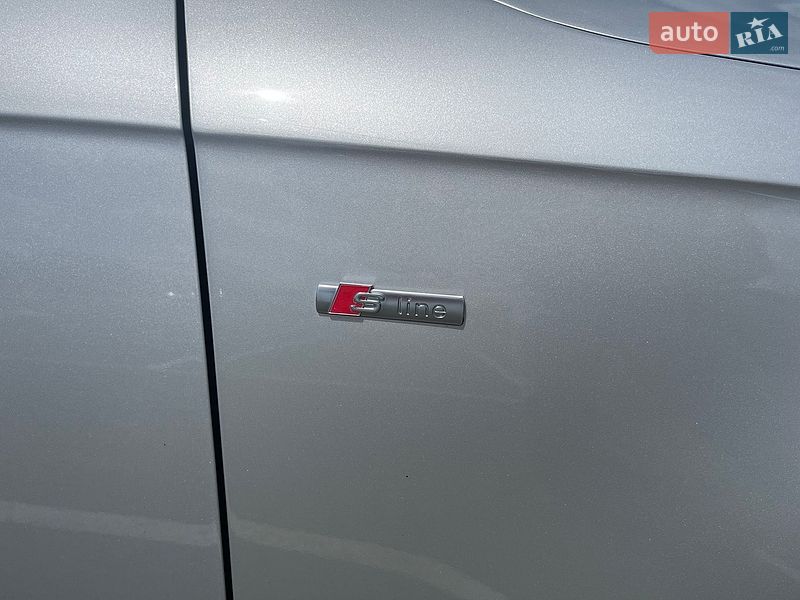 Седан Audi A4 2014 в Киеве