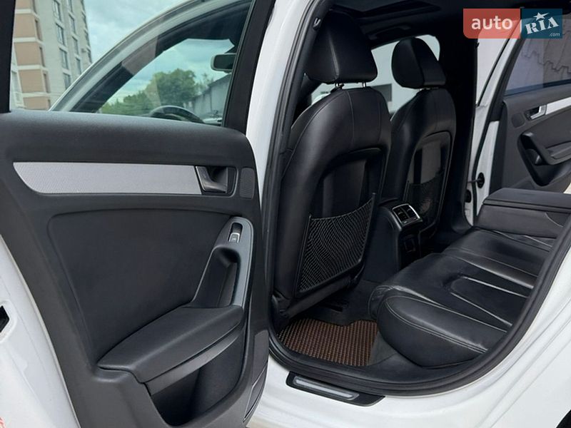 Седан Audi A4 2011 в Тернополе