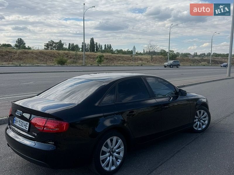 Седан Audi A4 2010 в Одессе