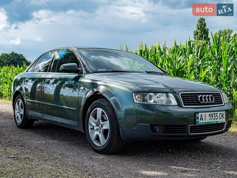 Седан Audi A4 2001 в Обухові