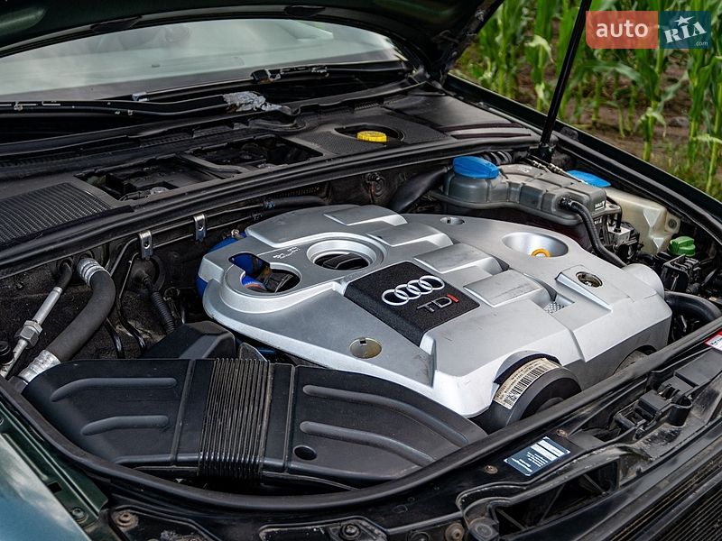 Седан Audi A4 2001 в Обухові