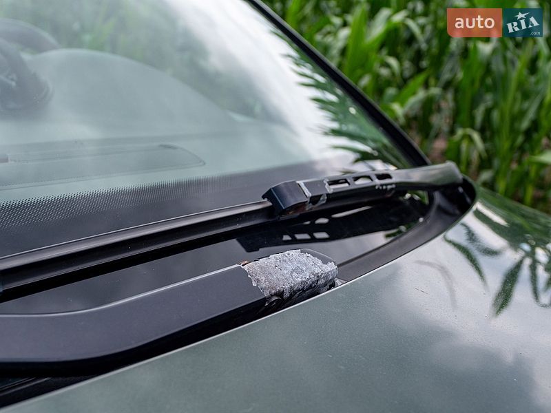 Седан Audi A4 2001 в Обухові