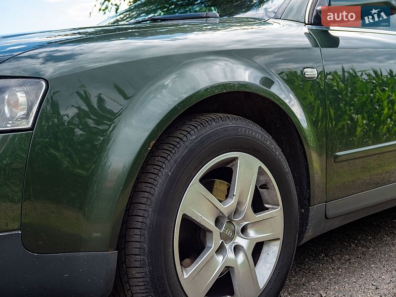 Седан Audi A4 2001 в Обухові