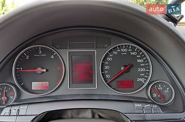 Седан Audi A4 2001 в Обухові