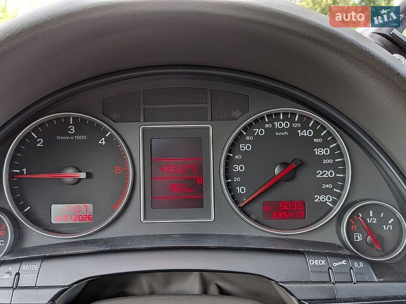 Седан Audi A4 2001 в Обухові