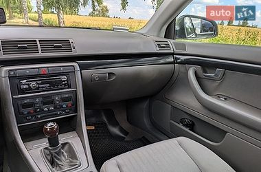 Седан Audi A4 2001 в Обухові