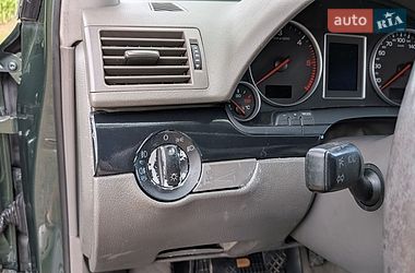 Седан Audi A4 2001 в Обухові