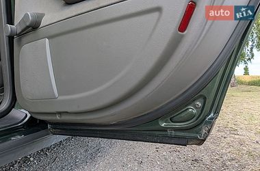 Седан Audi A4 2001 в Обухові