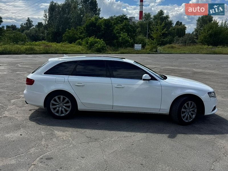 Універсал Audi A4 2010 в Києві