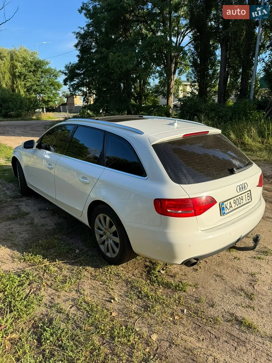 2010 Audi A4 - мініатюра 5