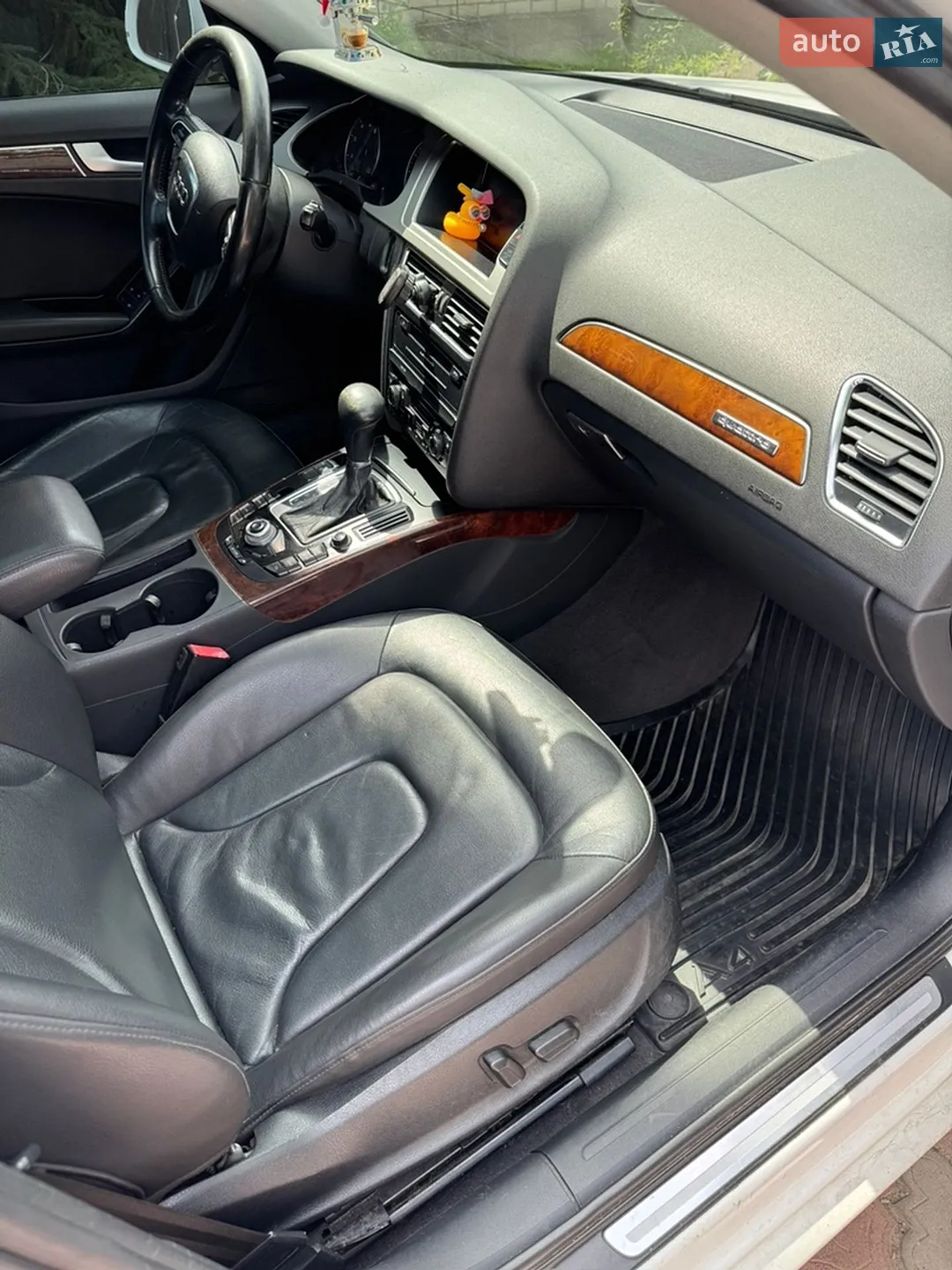 2010 Audi A4 - мініатюра 18