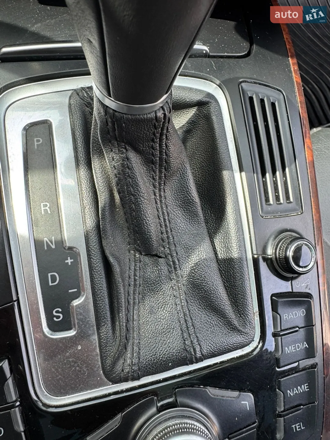 2010 Audi A4 - мініатюра 24