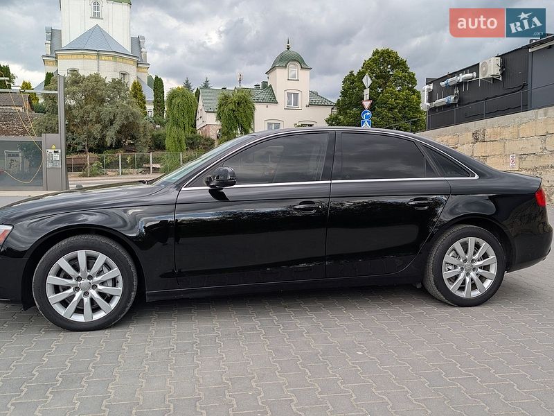 Седан Audi A4 2013 в Тернополі