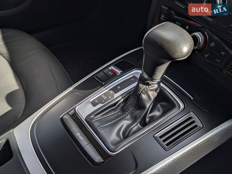 Седан Audi A4 2013 в Тернополі