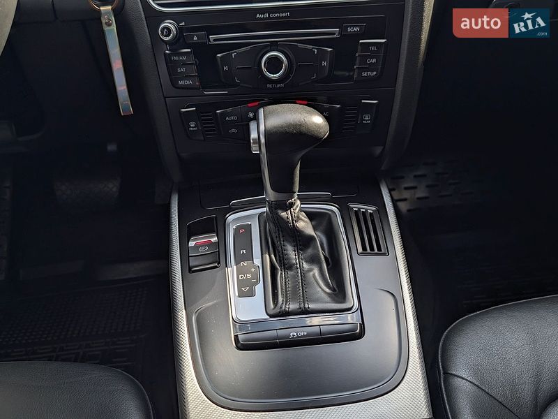 Седан Audi A4 2013 в Тернополі