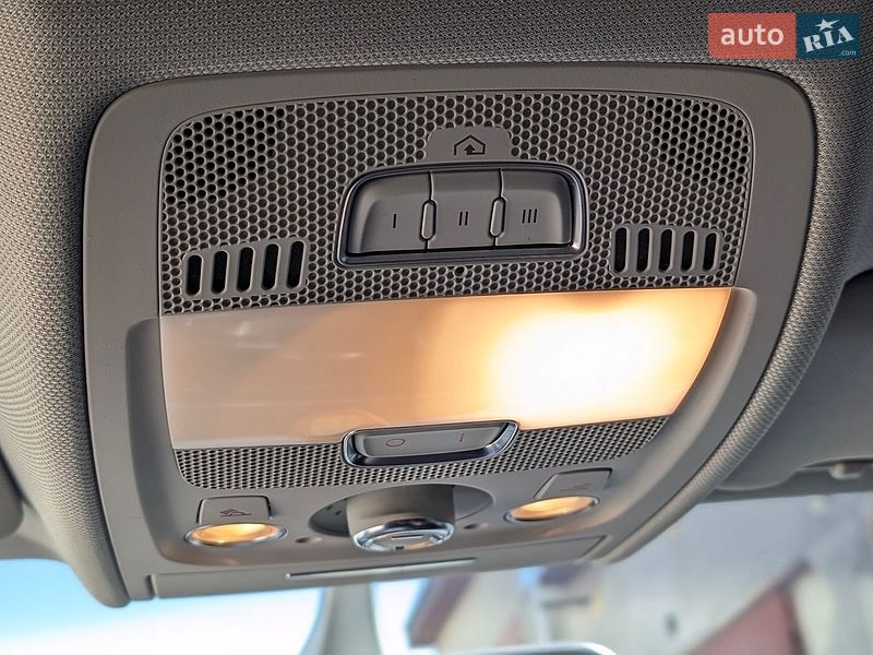 Седан Audi A4 2013 в Тернополі
