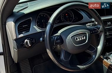 Седан Audi A4 2012 в Одесі