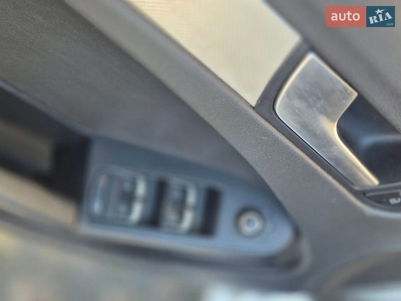 Седан Audi A4 2013 в Мукачевому фото 15 Седан Audi A4 2013 в Мукачевому