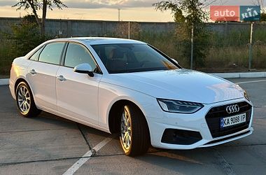 Седан Audi A4 2022 в Одесі