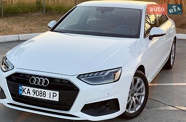 Седан Audi A4 2022 в Одесі