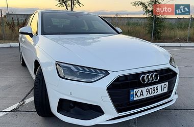 Седан Audi A4 2022 в Одесі