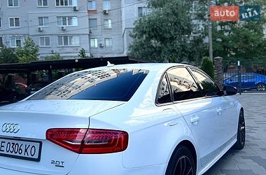 Седан Audi A4 2014 в Дніпрі