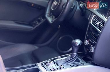 Седан Audi A4 2014 в Дніпрі