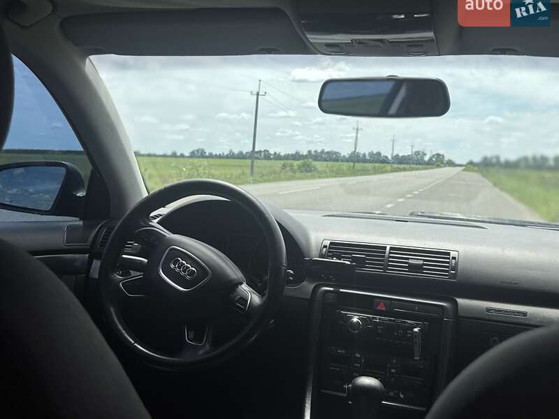 Седан Audi A4 2002 в Подільську