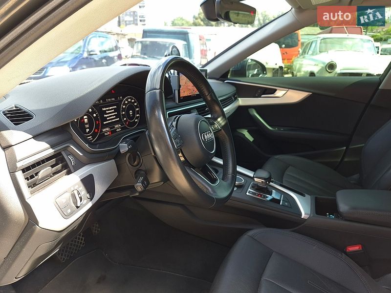 Седан Audi A4 2017 в Запоріжжі
