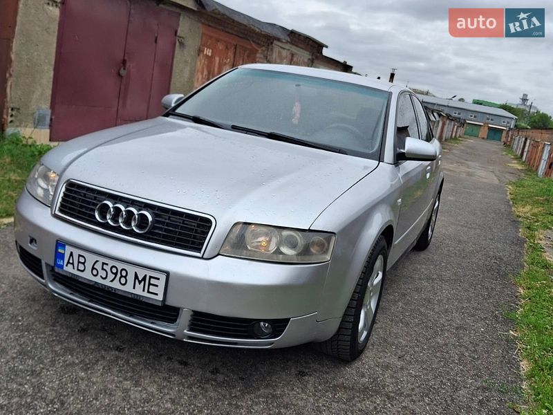 Седан Audi A4 2003 в Вінниці