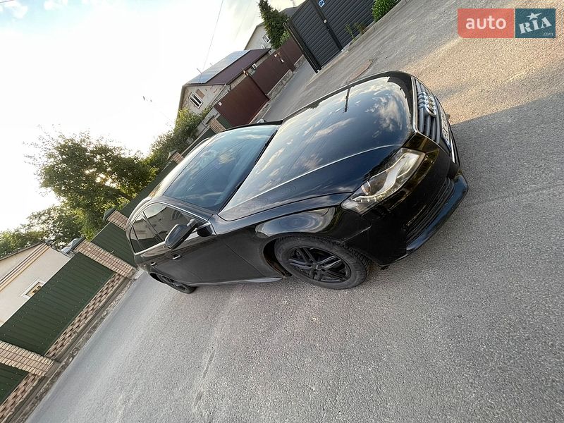 Универсал Audi A4 2010 в Владимире фото 2 Универсал Audi A4 2010 в Владимире