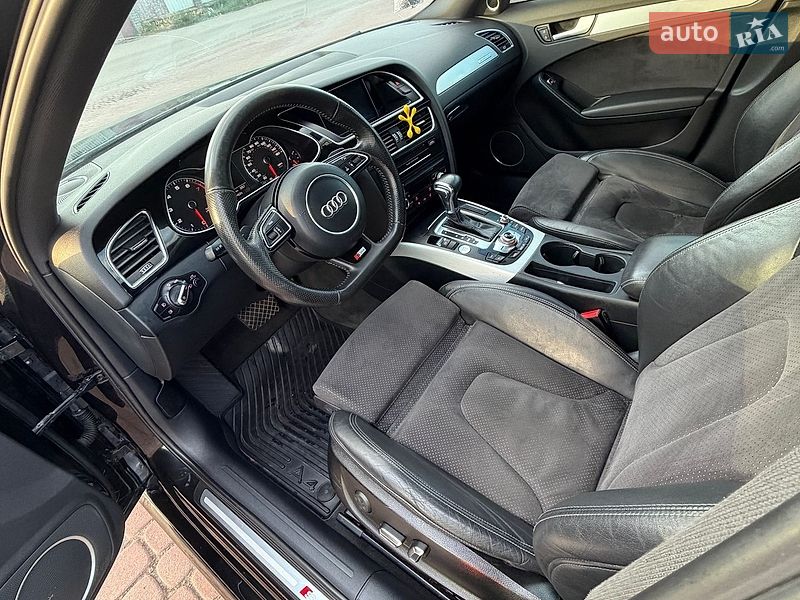 Седан Audi A4 2012 в Рівному
