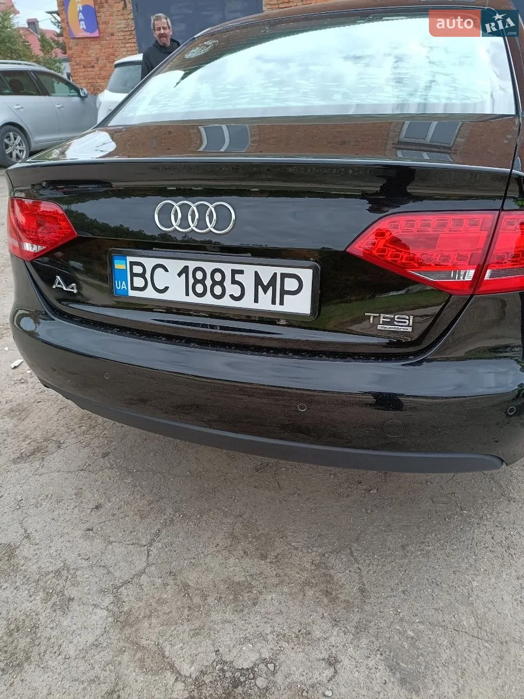 2010 Audi A4 - мініатюра 2