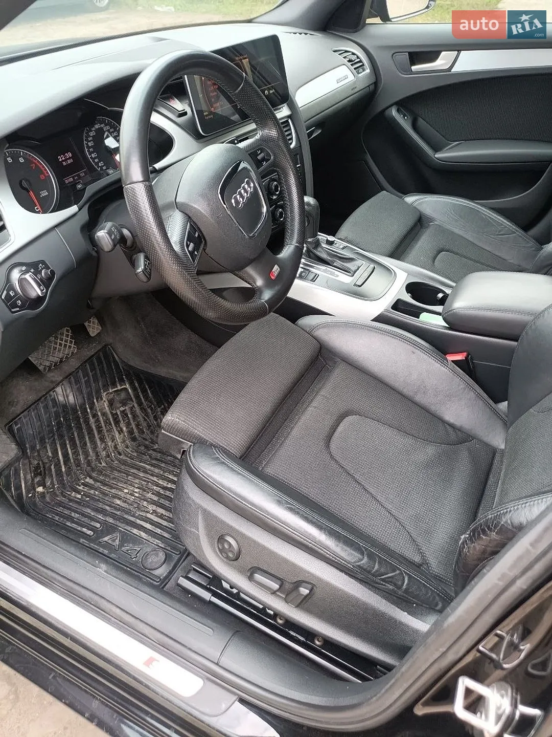2010 Audi A4 - мініатюра 7