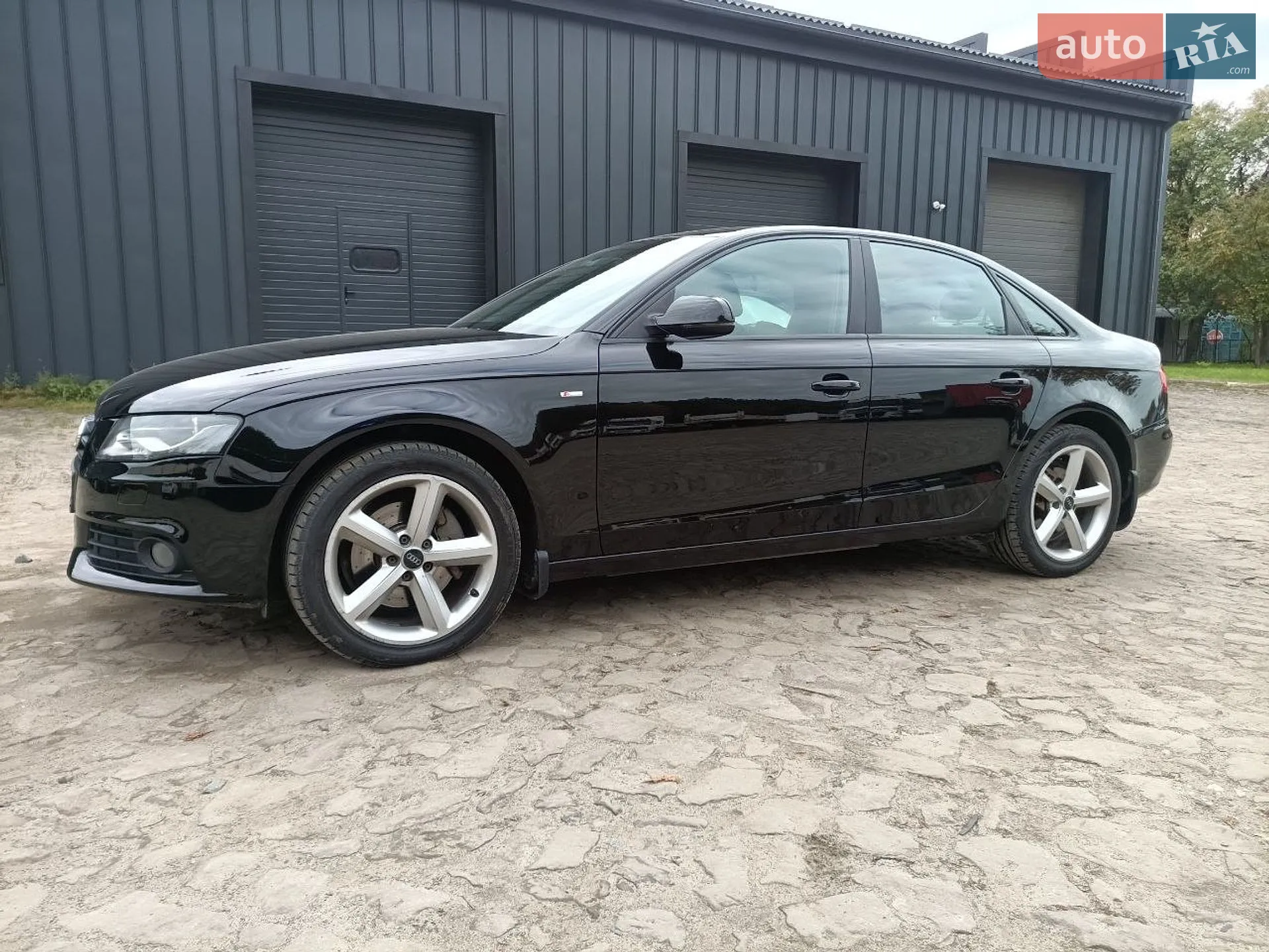 2010 Audi A4 - мініатюра 12
