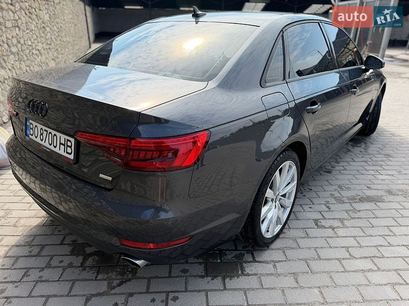 Седан Audi A4 2016 в Тернополі