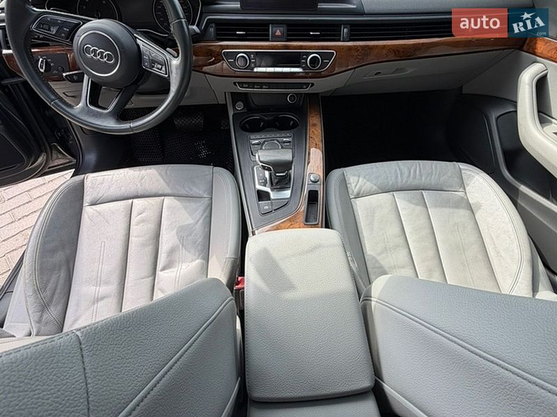 Седан Audi A4 2016 в Тернополі