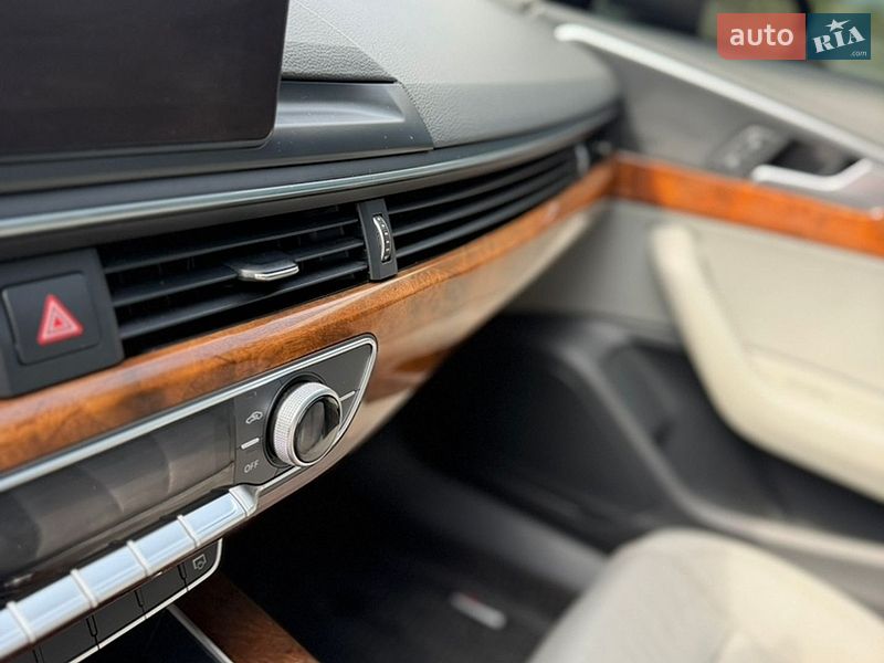 Седан Audi A4 2016 в Тернополі