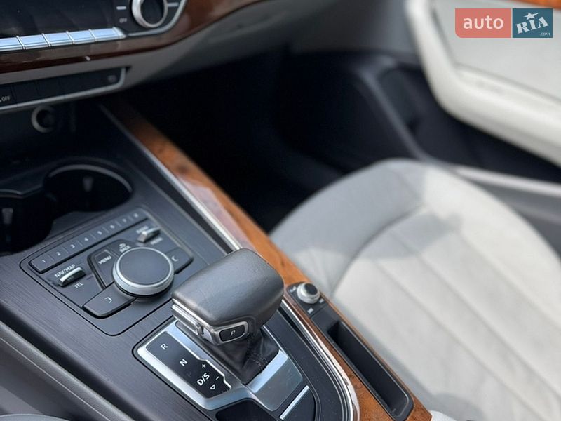 Седан Audi A4 2016 в Тернополі
