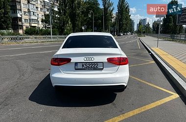 Седан Audi A4 2012 в Києві