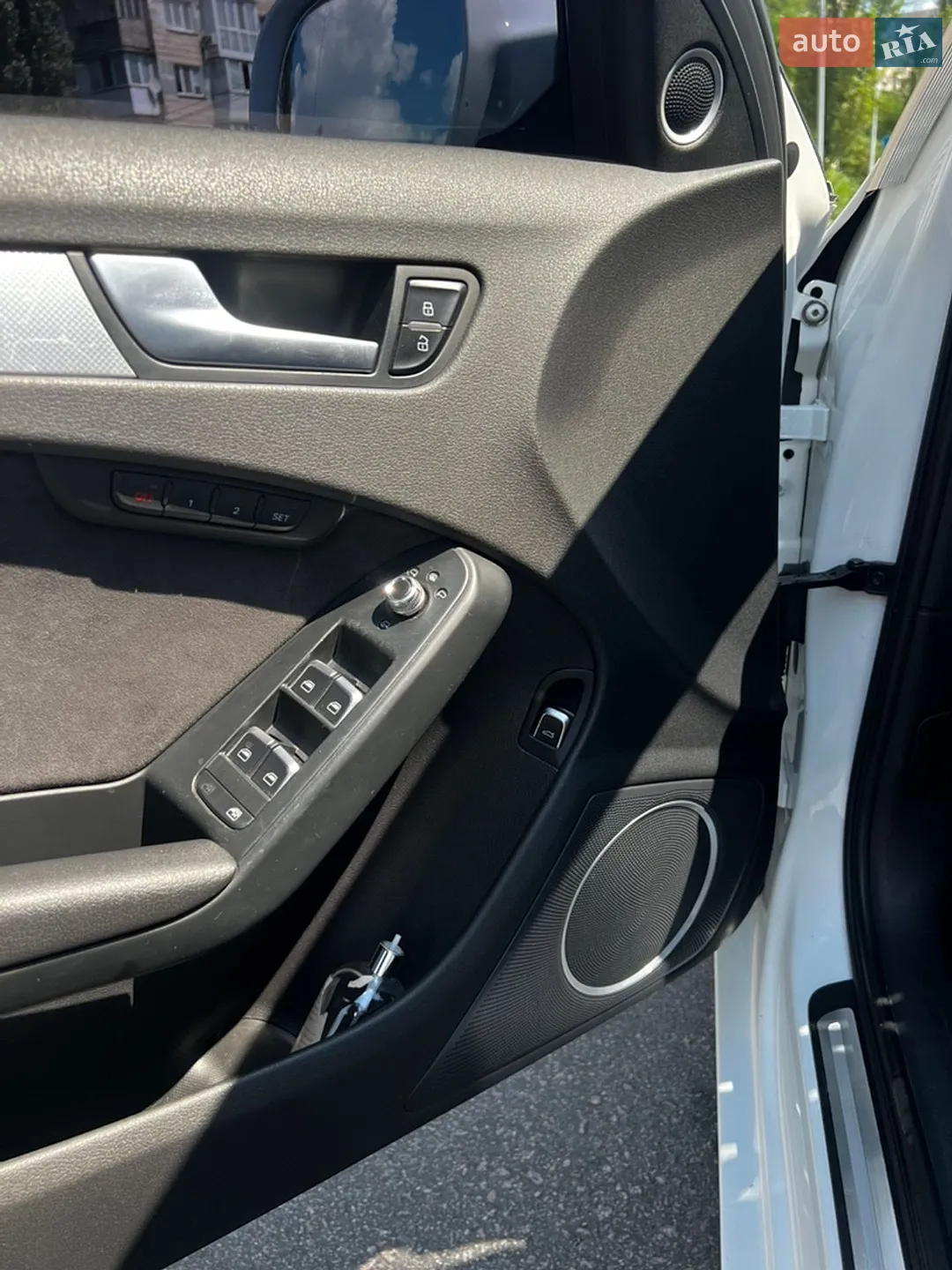 2012 Audi A4 - мініатюра 11