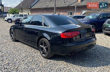 Седан Audi A4 2013 в Ивано-Франковске